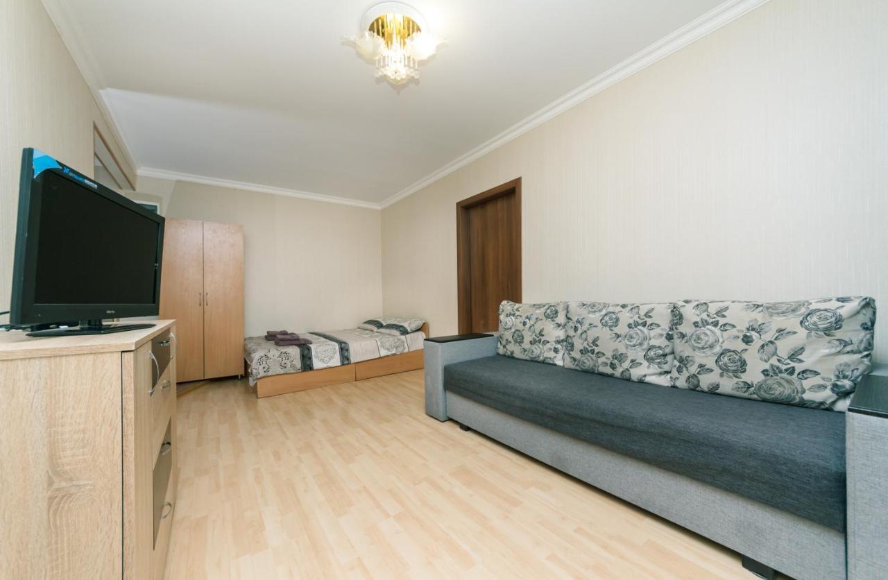 2К Уютная Квартира В Центре Печерска Kiev Exterior foto